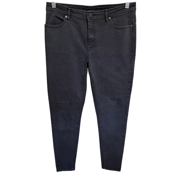 Rapha NWOT Cycling Jeans Activewear Stretchy Skinny Mid Rise Black Size 32 by 29 - Picture 3 of 15